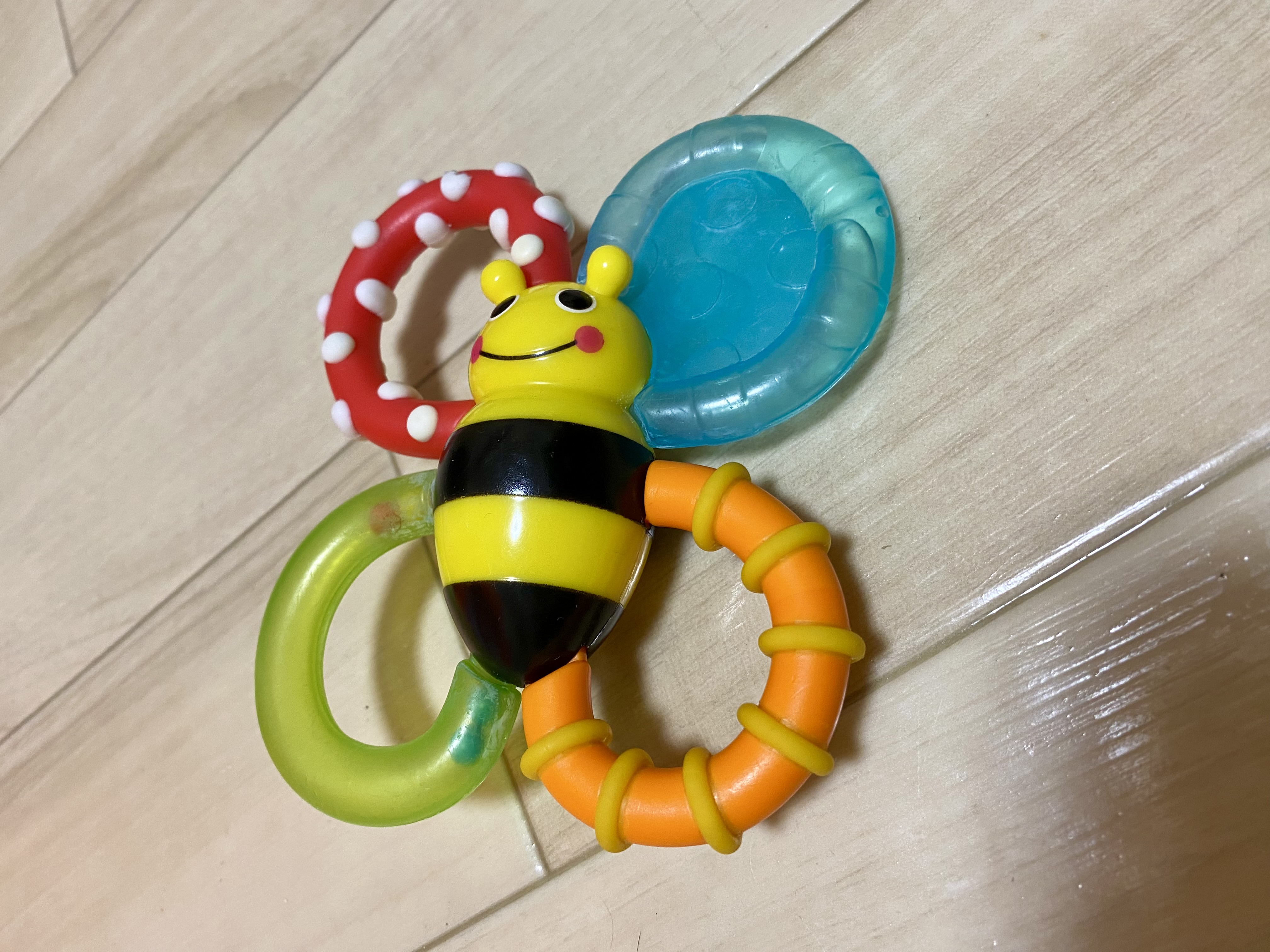 ミツバチ風の癒しパートナー